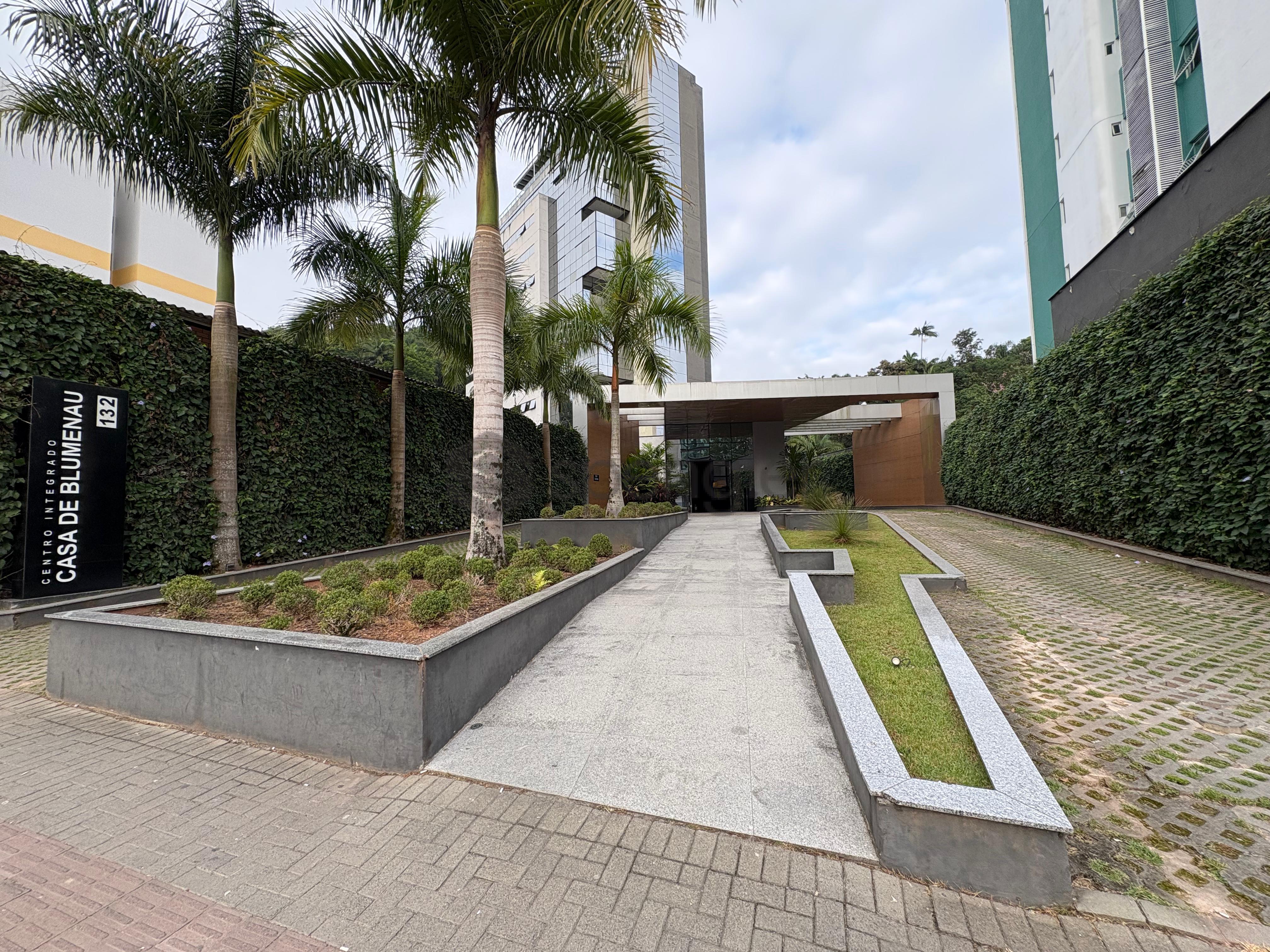 Sala Comercial à venda no bairro Garcia, Blumenau! REF: SA0008 - foto 1