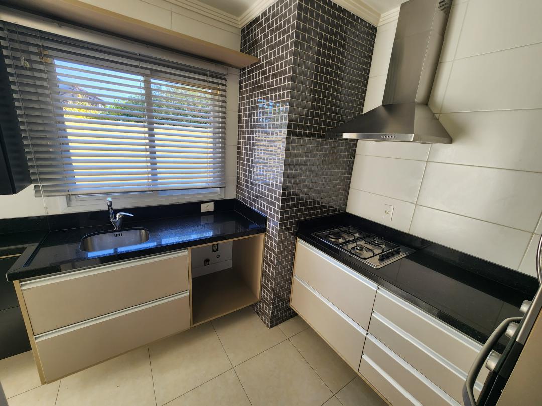 Casa em condomínioVenda em Canoas no bairro Marechal Rondon