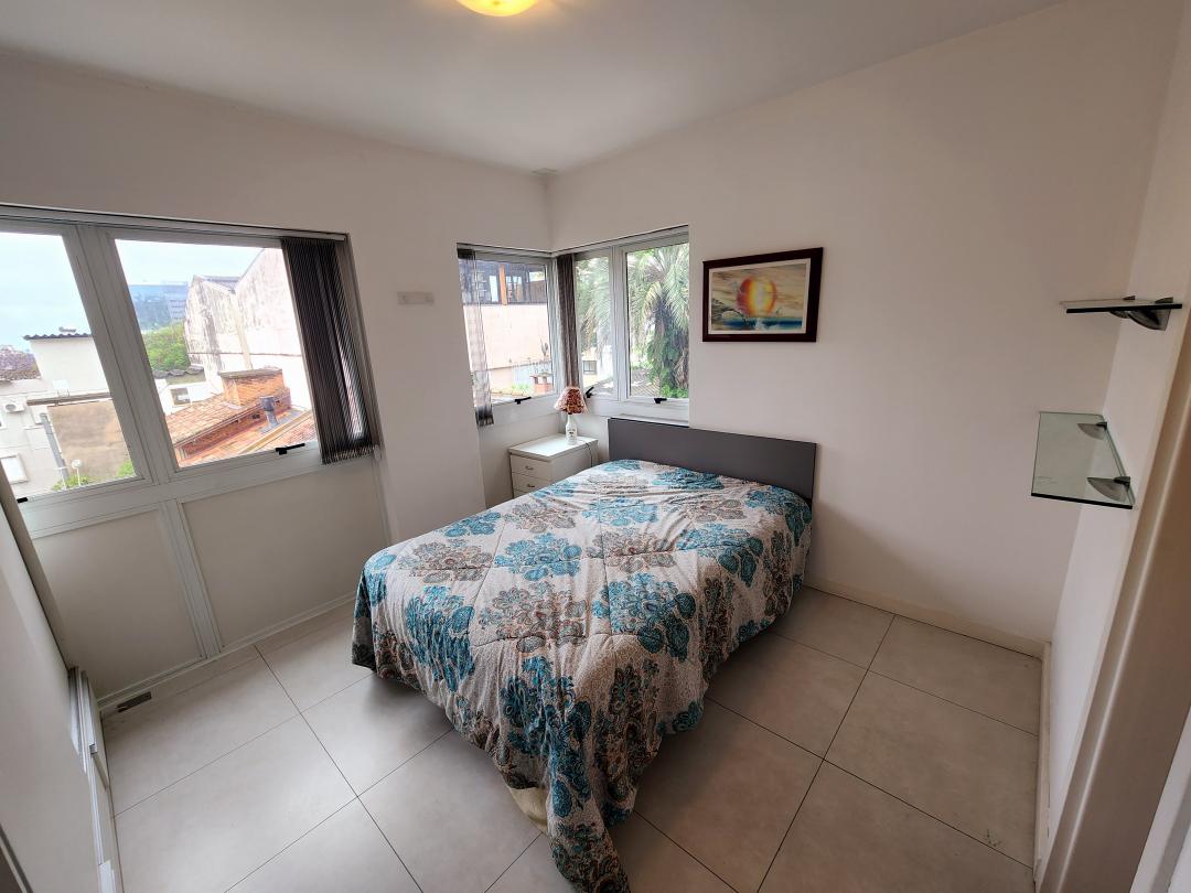 ApartamentoVenda em Porto Alegre no bairro Mont Serrat