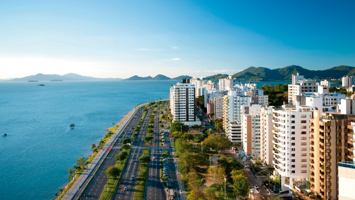 Por que tanta gente está indo morar na Grande Florianópolis (e por que isso não é coincidência)