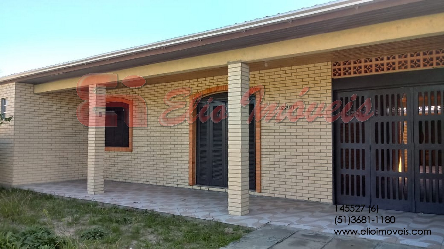 Casa próxima ao mar e centro com manutenção em dia