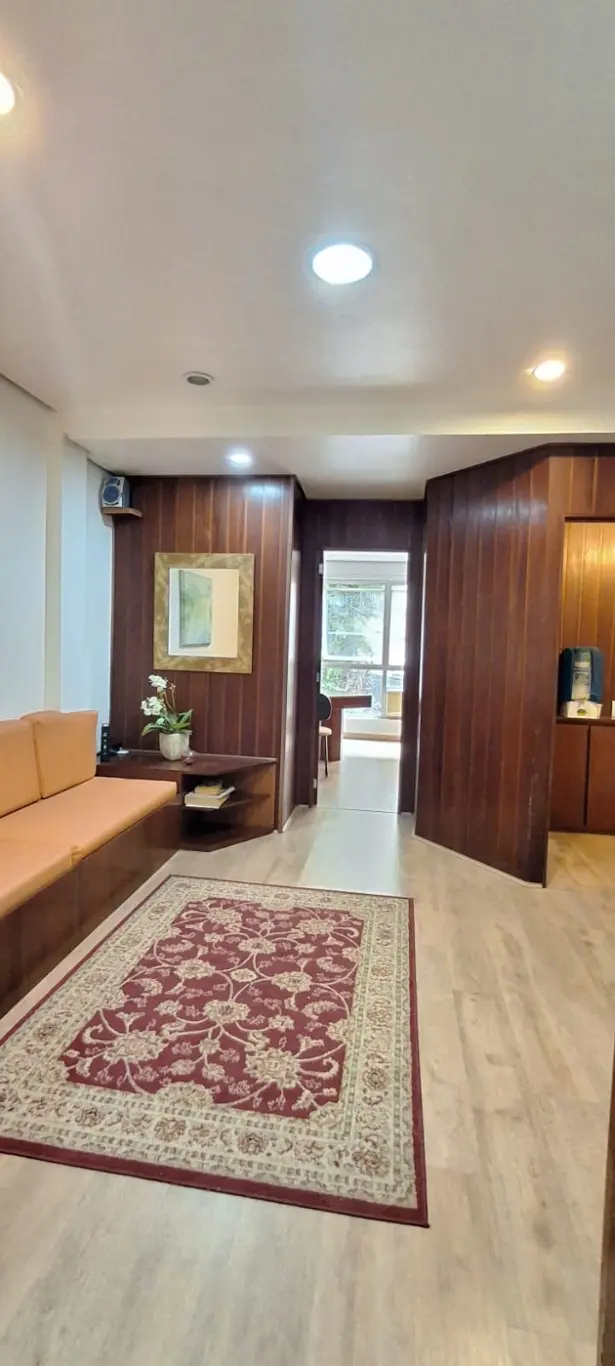Sala Comercial à venda no bairro Independência, Porto Alegre, Referencia: SA0001