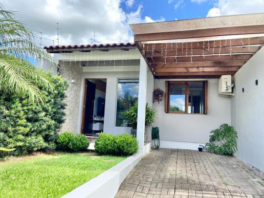 Casa de Alvenaria à venda no bairro undefined, Campo Bom, Referencia: 165223