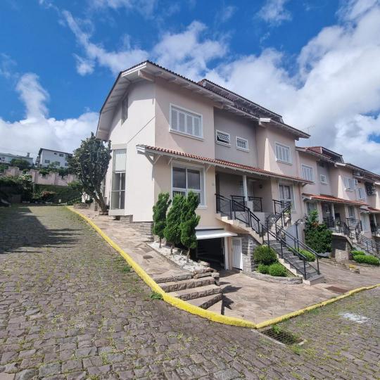 Casa em Condominio à venda no bairro Volta Grande, Farroupilha, Referencia: 932