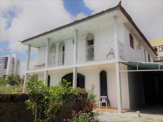 Casa à venda no bairro Candelária, Natal, Referencia: 523