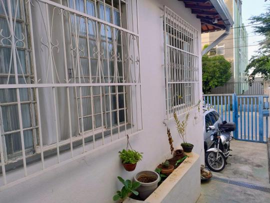 Casa Geminada à venda no bairro Jardim Leblon, Belo Horizonte, Referencia: 1378