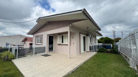 Casa à venda no bairro Imigrante, Farroupilha, Referencia: CA-208