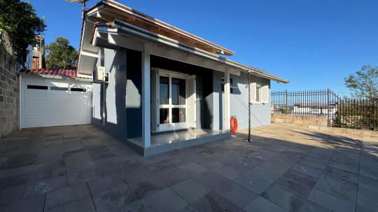 Casa à venda no bairro Imigrante, Farroupilha, Referencia: CA-209