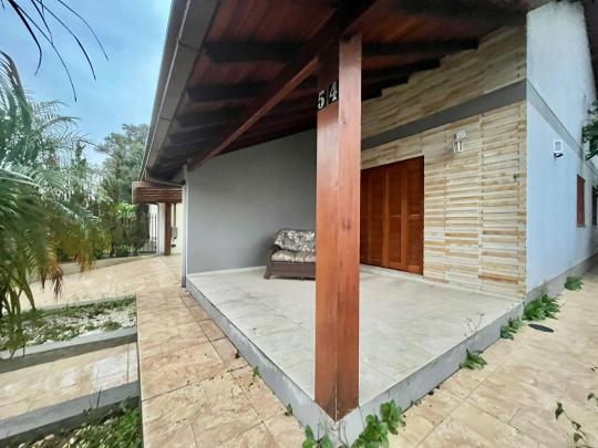 Casa à venda no bairro Casa de Pedra, Igrejinha, Referencia: 1400