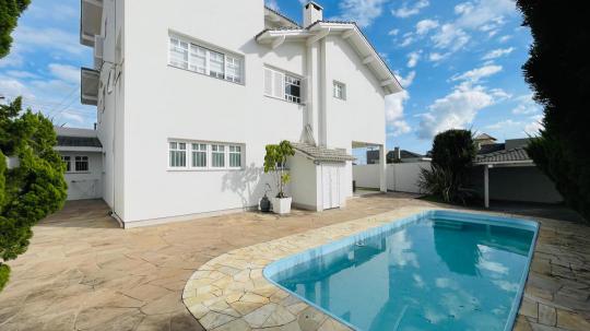 Casa 04 dormitórios à venda no bairro Nossa Senhora da Saúde, Caxias do Sul, Referencia: CA404711