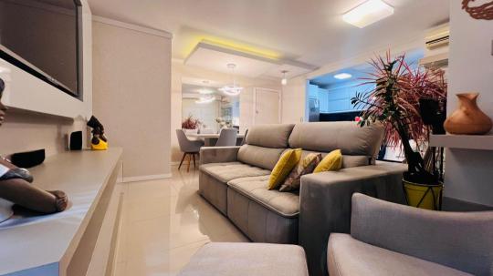 Apartamento 02 dormitórios à venda no bairro De Lazzer, Caxias do Sul, Referencia: AP202788