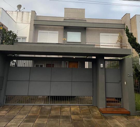 Casa - Sobrado à venda no bairro MONT SERRAT, CANOAS, Referencia: 8253
