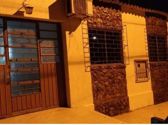 Casa de 3 dormitórios à venda em Guajuviras, Canoas