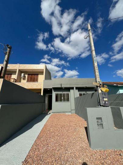 Casa - Sobrado à venda no bairro OLARIA, CANOAS, Referencia: 8371