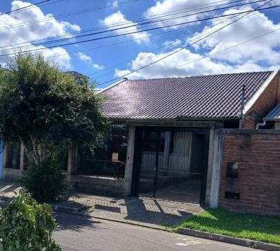 Casa de 2 dormitórios à venda em Igara I, Ii, Iii, Canoas