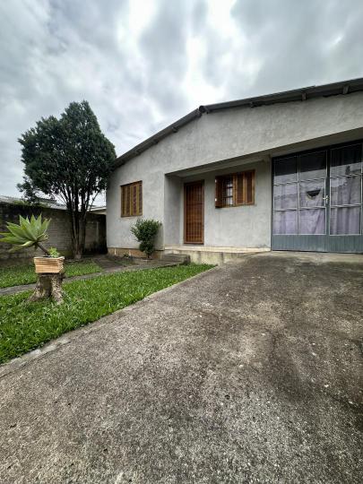 Casa de 3 dormitórios à venda em Olaria, Canoas