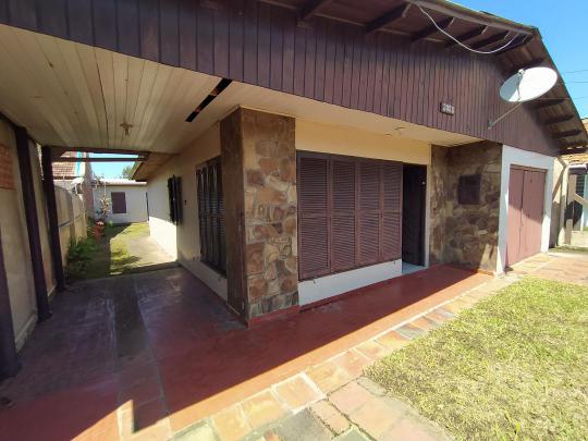 Casa à venda no bairro Centro, Cidreira, Referencia: 1258