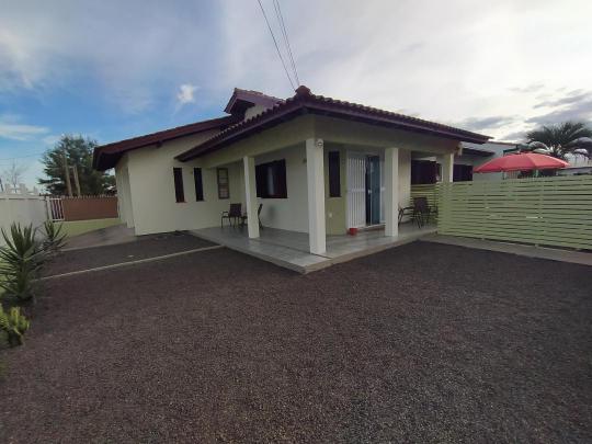 Casa Residencial à venda no bairro Centro, Cidreira, Referencia: 1275