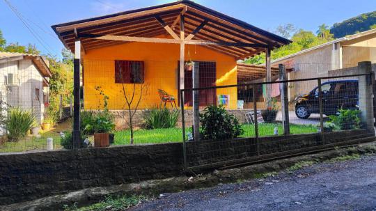 Casa à venda no bairro Ferrabráz, Sapiranga, Referencia: 1520