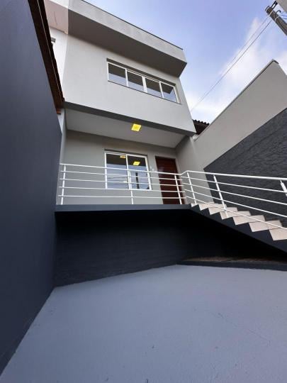 Sobrado à venda no bairro Vargas, Sapucaia do Sul, Referencia: 5193