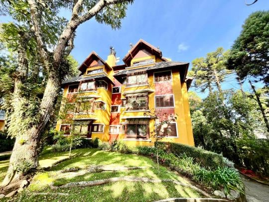 Apartamento à venda no bairro Planalto, Gramado, Referencia: 12358524057548