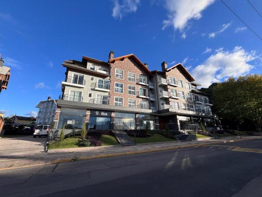 Apartamento para alugar no bairro Carniel, Gramado, Referencia: 12358524057550