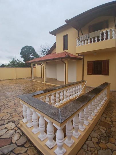 Casa à venda no bairro Solar dos Lagos, São Lourenço, Referencia: CV242