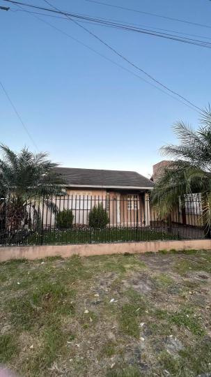 Casa para alugar no bairro Centro, ARARICÁ, Referencia: 1888