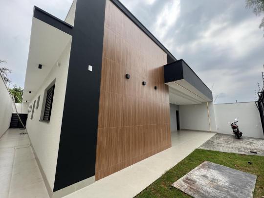 Casa à venda no bairro Jardim Higienópolis, Maringá, Referencia: 12289