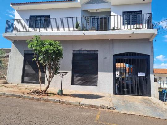 Casa Comercial à venda no bairro Jardim Pinheiros, Maringá, Referencia: 12528