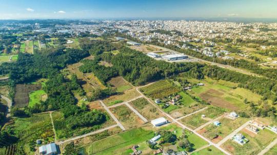 Terreno à venda no bairro Monte Bérico, Caxias do Sul, Referencia: 1214