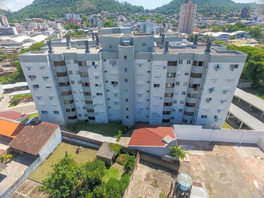 Apartamento à venda no bairro Centro, Montenegro, Referencia: 481
