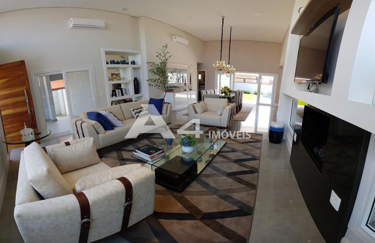 Casa à venda no bairro Centro, XANGRILA, Referencia: CA00458
