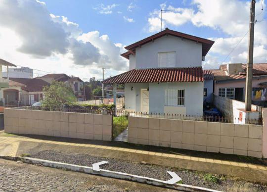 Casa à venda no bairro Jansen, Gravataí, Referencia: 422