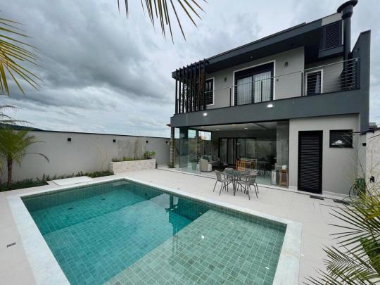 Casa à venda no bairro Eloy Chaves, Jundiaí, Referencia: CA2290