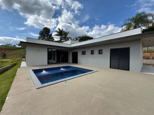 Casa em Condomínio à venda no bairro Caxambu, Jundiaí, Referencia: CA0041