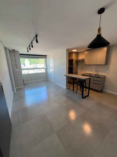 Apartamento | 2 Dormitórios em Itajaí à venda no bairro Vila Operária, Itajaí, Referencia: 947793