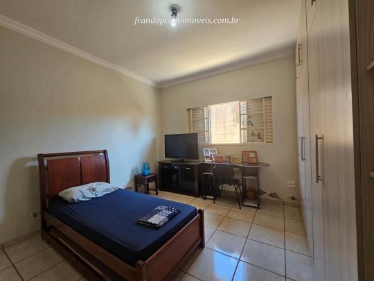 Casa Comercial à venda no bairro Santa Maria, Uberaba, Referencia: 112453