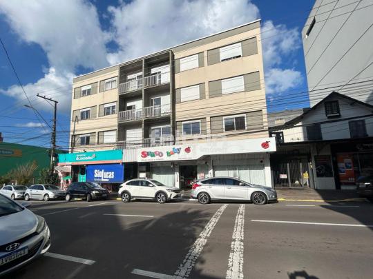 Apartamento para alugar no bairro Centro, Farroupilha, Referencia: LOC16