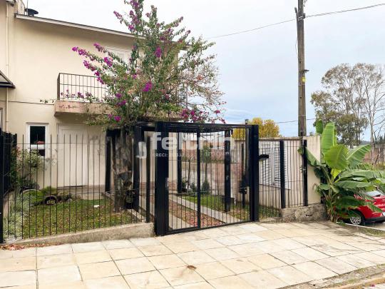 Sobrado à venda no bairro São Luiz, Farroupilha, Referencia: VEC082 / LOC31