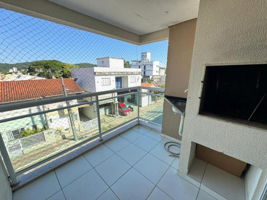 Apartamento à venda no bairro Municípios, Balneário Camboriú, Referencia: AT182
