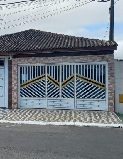 Casa à venda no bairro Caiçara, Praia Grande, Referencia: 139