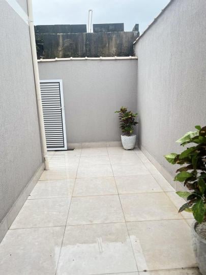 Casa em Condomínio à venda no bairro Ribeiropolis, Praia Grande, Referencia: 273