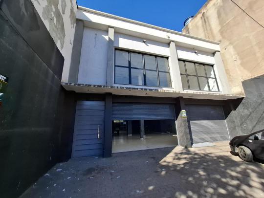 Loja para alugar no bairro Centro, Canoas, Referencia: C1998