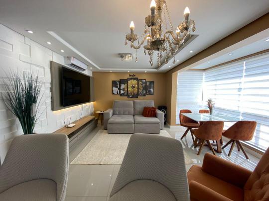 Apartamento à venda no bairro Centro, Campo Bom, Referencia: LG36