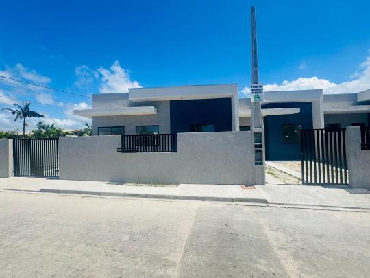 Casa à venda no bairro Balneário de Canoas, Pontal do Paraná, Referencia: CA0102