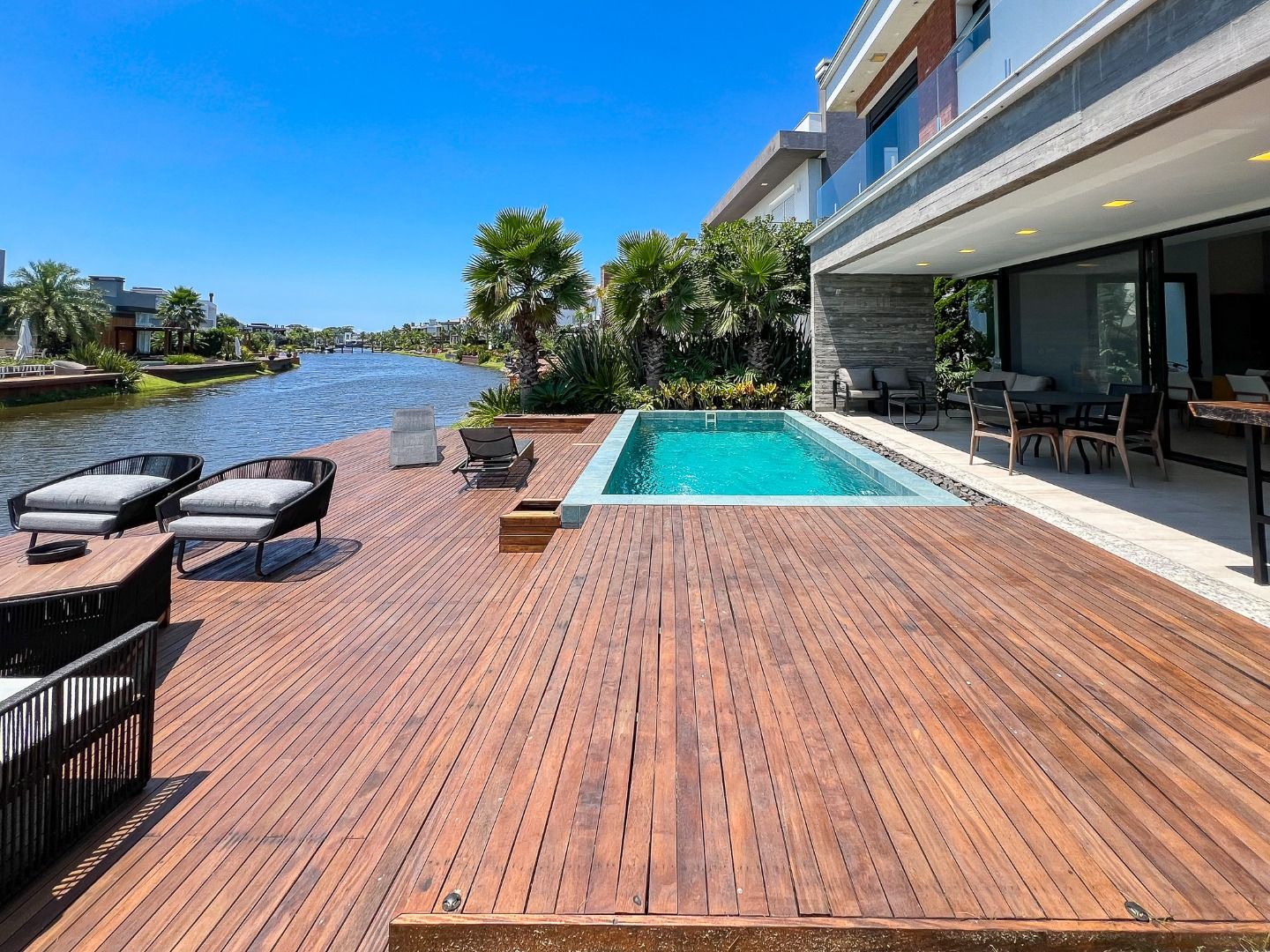 Foto de Sobrado · Malibu Beach Residence