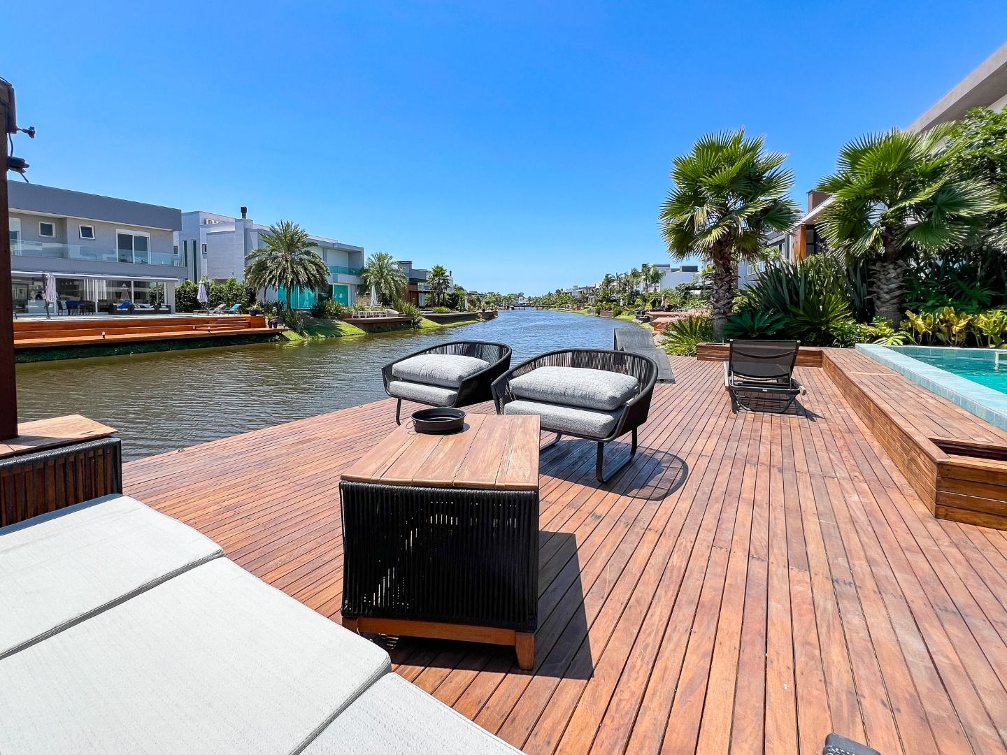 Foto de Sobrado · Malibu Beach Residence