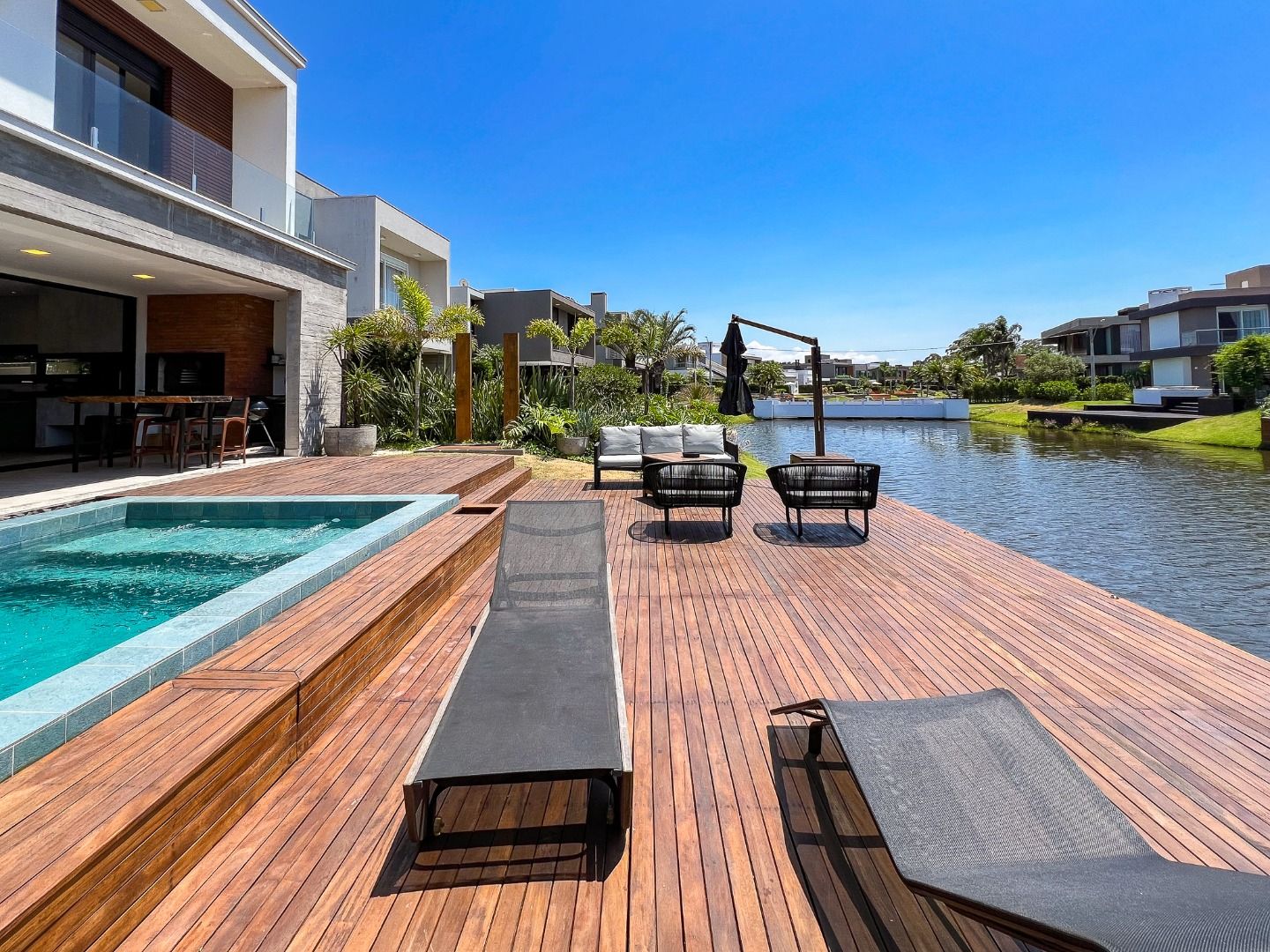 Foto de Sobrado · Malibu Beach Residence