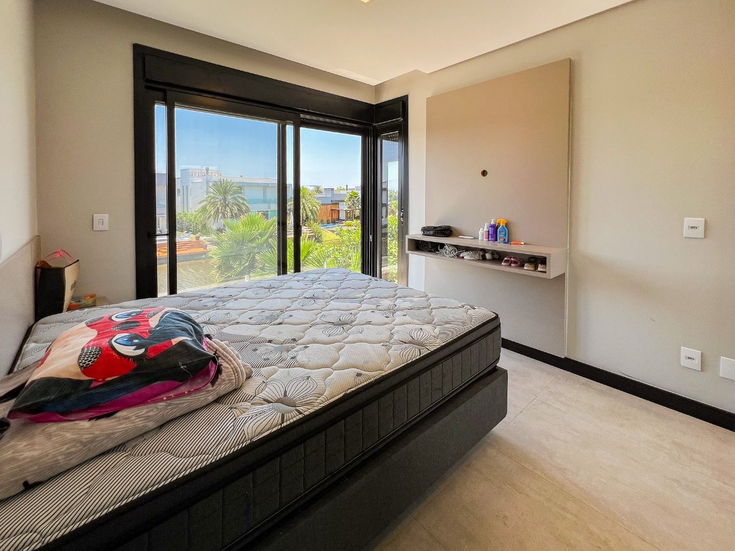 Foto de Sobrado · Malibu Beach Residence
